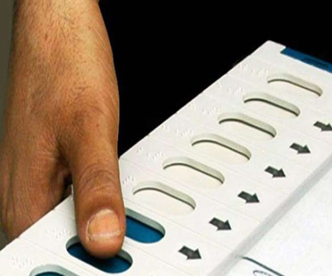 विधानसभा चुनाव परिणाम: बीजेपी नेता ने साधी चुप्पी, कांग्रेस-राजद ने कसा तंज