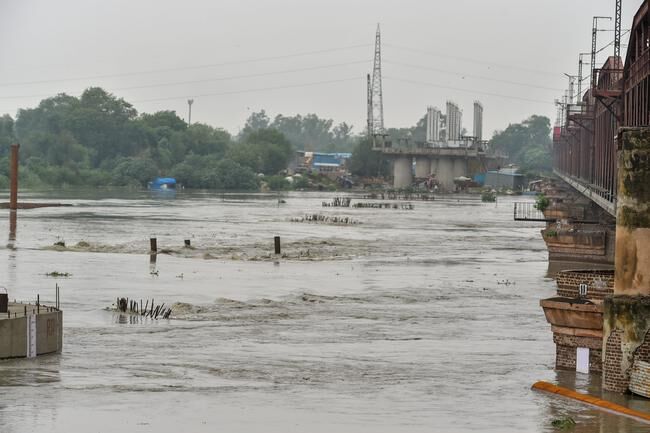 उतराखंड से छोड़े जा रहे पानी ने बढ़ाई दिल्ली, हरियाणा की चिंता