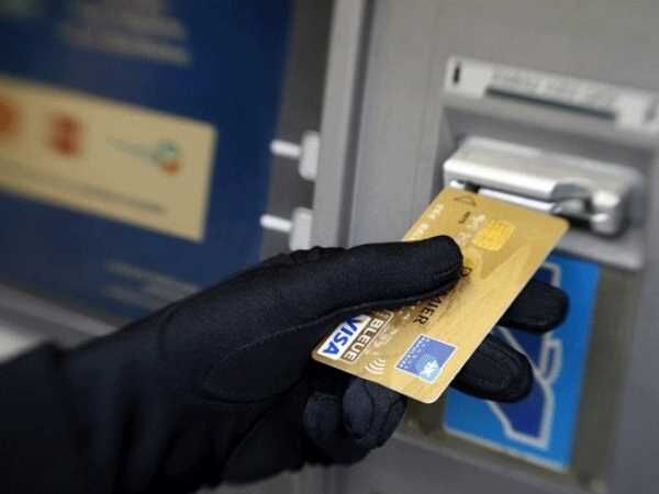 1 जनवरी से नहीं चलेंगे पुराने ATM कार्ड, बदल लें वरना होगी ये परेशानी