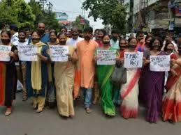 डॉक्टरों की पिटाई की घटना से गुस्सा बरकरार: बंगाल