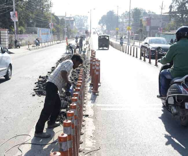 इस फ्लाईओवर में हो चुकी हैं आठ की मौत, अब आई सुरक्षा की याद