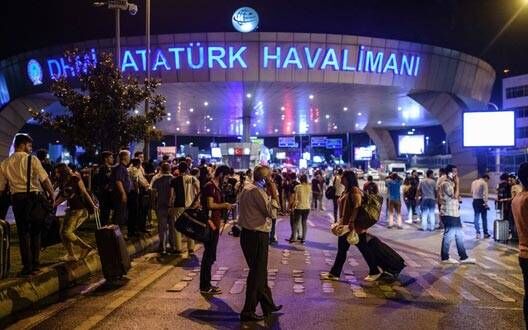 इस्तांबुल के नए हवाईअड्डे स्थल से पुलिस ने प्रदर्शनकारियों को गिरफ्तार किया