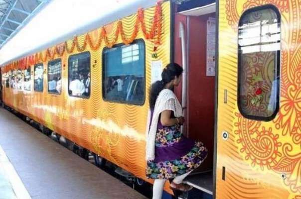 ट्रेन के सफर में भी मिलेगा लग्जरी होटल का मजा, ये है IRCTC का प्लान