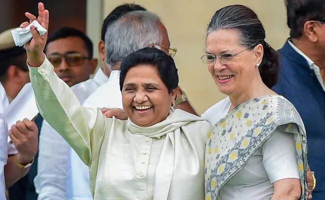 छत्तीसगढ़ में कांग्रेस ने अब भी मायावती से लगा रखी है गठबंधन आस छत्तीसगढ़ में कांग्रेस ने अब भी मायावती से लगा रखी है गठबंधन आस