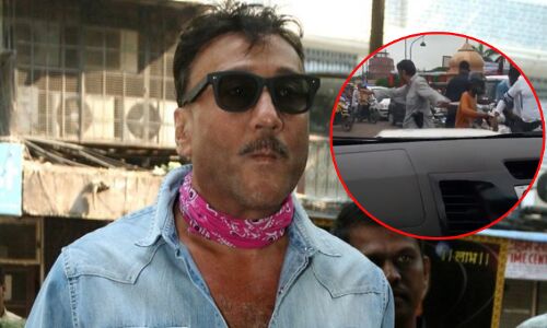 VIDEO: जब लखनऊ की सड़क पर ट्रैफिक वाले बने जैकी श्रॉफ VIDEO: जब लखनऊ की सड़क पर ट्रैफिक वाले बने जैकी श्रॉफ