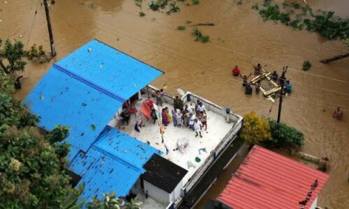 केरल में सामान्य हो रहे हैं हालात: NDRF के डीजी केरल में सामान्य हो रहे हैं हालात: NDRF के डीजी