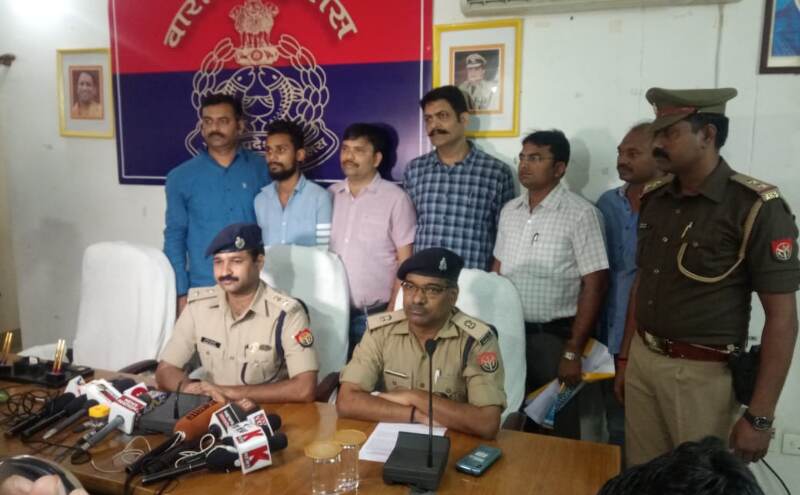 Varanasi, JHV Mall, JHV Mall Shootout, Crime, Chief Minister, Law & Order Varanasi, JHV Mall, JHV Mall Shootout, Crime, Chief Minister, Law & Order