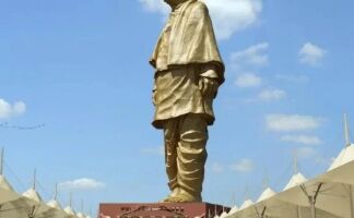 लौह पुरुष की विश्व की सबसे ऊंची प्रतिमा बनकर हुई तैयार लौह पुरुष की विश्व की सबसे ऊंची प्रतिमा बनकर हुई तैयार