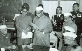 एक राष्ट्रपति जिसने पद से हटने के बाद बंगले को छोड़ कुटिया को बनाया आशियाना एक राष्ट्रपति जिसने पद से हटने के बाद बंगले को छोड़ कुटिया को बनाया आशियाना