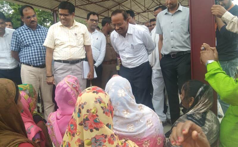 सचिव ग्रामीण विकास ने विकास कार्यों का किया निरीक्षण सचिव ग्रामीण विकास ने विकास कार्यों का किया निरीक्षण