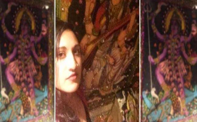 बिहार की इस लड़की ने किया था विरोध-न्यूयार्क में टॉयलेट से हटेंगी देवी-देवताओं की तस्वीरें बिहार की इस लड़की ने किया था विरोध-न्यूयार्क में टॉयलेट से हटेंगी देवी-देवताओं की तस्वीरें