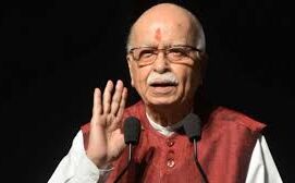 आडवाणी ने कहा- लोकसभा चुनावों में राजग की जीत ऐतिहासिक आडवाणी ने कहा- लोकसभा चुनावों में राजग की जीत ऐतिहासिक