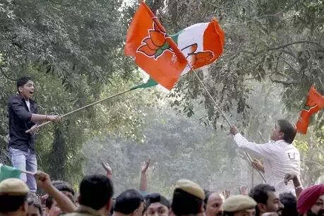 छत्तीसगढ़ विधानसभा चुनाव 2018 : राज्य की इन हाईप्रोफाइल सीटों पर रहेगी सबकी नजर छत्तीसगढ़ विधानसभा चुनाव 2018 : राज्य की इन हाईप्रोफाइल सीटों पर रहेगी सबकी नजर