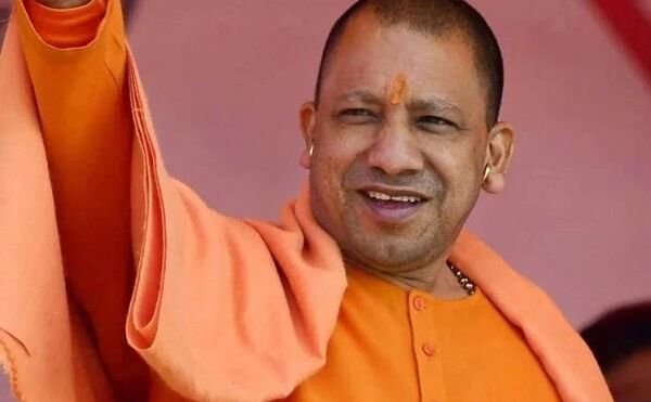 दिवाली से पहले हो सकता है योगी मंत्रिमंडल का विस्तार, कल होगी अहम बैठक दिवाली से पहले हो सकता है योगी मंत्रिमंडल का विस्तार, कल होगी अहम बैठक