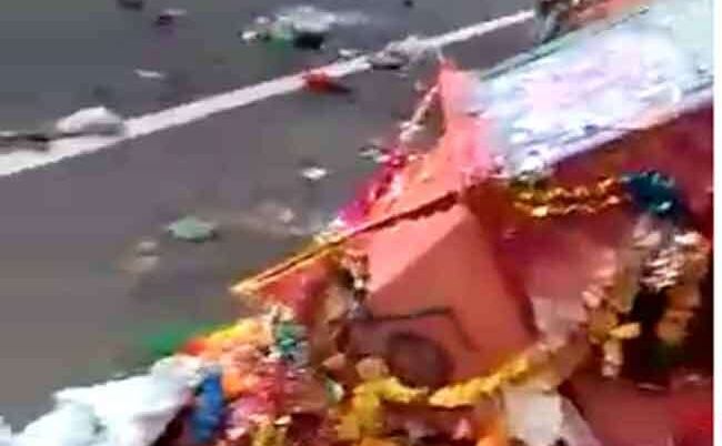 पूर्णागिरी मंदिर के दर्शन को जा रहे श्रद्धालुओं को ट्रक ने कुचला, 10 की मौत पूर्णागिरी मंदिर के दर्शन को जा रहे श्रद्धालुओं को ट्रक ने कुचला, 10 की मौत