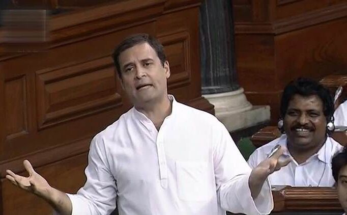 राफेल एक, दाम अनेक : राफेल मामले में मोदी का राहुल पर जवाबी हमला राफेल एक, दाम अनेक : राफेल मामले में मोदी का राहुल पर जवाबी हमला