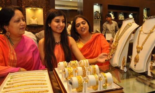 शादी के मौसम में मांग बढ़ने से सोने, चांदी की कीमतों में तेजी