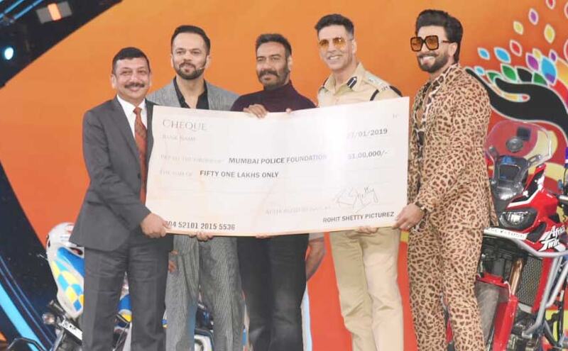 सिंबा की सफलता से खुश रोहित शेट्टी ने मुंबई पुलिस को डोनेट की इतनी बड़ी रकम