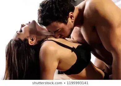 रात का ये समय होता है सेक्स के लिए सही