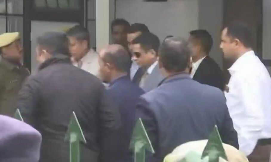 शिलांग में CBI के ऑफिस पहुंचे कोलकाता के पुलिस कमिश्‍नर राजीव कुमार,