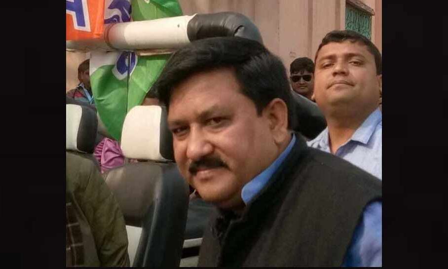 पूजा करके मंच से उतरे TMC विधायक, तभी हमलावरों ने बरसा दीं ताबड़तोड़ गोलियां