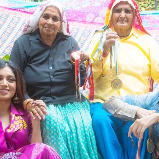 अब दुनिया की सबसे बुजुर्ग निशानेबाजों की भूमिका निभाएंगी तापसी और भूमि