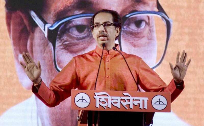 शिवसेना ने बीजेपी पर कसा तंज, ईवीएम साथ दे तो लंदन-अमेरिका तक में जीत सकते हैं