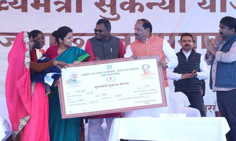 भ्रूण परीक्षण करने वाले पाप कर रहे हैं, कानून के दायरे में आएंगे : रघुवर दास