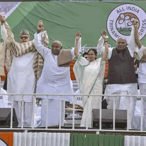 कोलकाता के बाद दिल्ली में एकजुट होगा विपक्ष, आप की महारैली में राहुल भी करेंगे शिरकत!