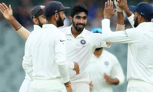 ऑटो चालकों ने की ट्रैफिक पुलिस कर्मियों की पिटाई, हुई गिरफ्तारी