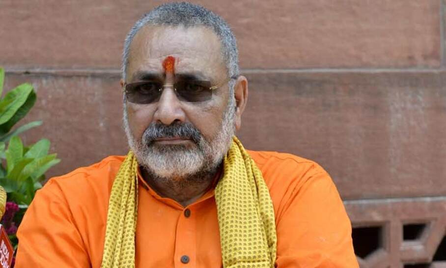 पुलवामा आतंकी हमला : गिरिराज सिंह बोले- टिट फॉर टैट का समय आ गया है