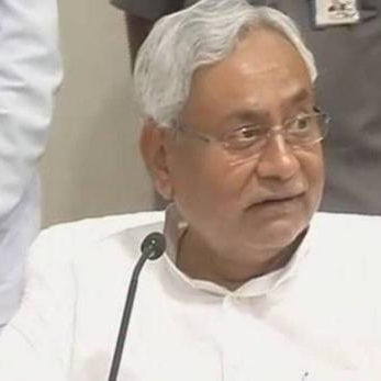 पटना: भारी हंगामे के बीच सवर्ण आरक्षण बिल हुआ पास, CM नीतीश कुमार ने की चर्चा