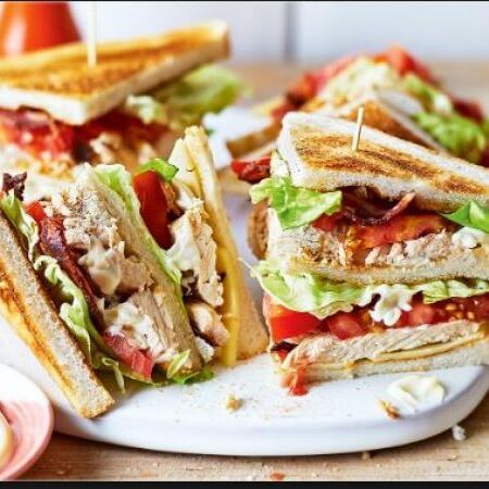 सुपरमार्केट से सांसद ने चुराया सैंडविच, उसके बाद जो हुआ वो हैरान कर देगा