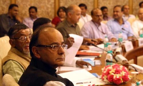 सस्ते फ्लैट के लिए इंतजार बढ़ा, जीएसटी पर 24 को होगा फैसला