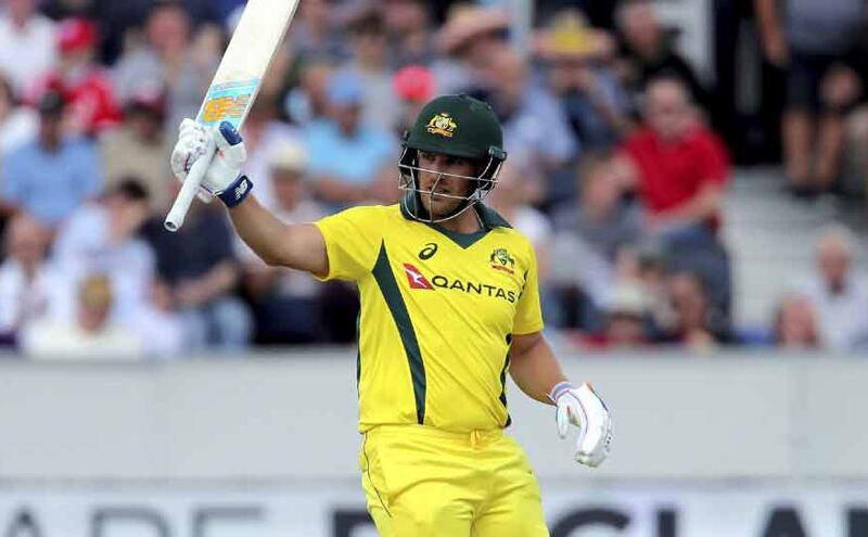 जब गुस्से में तमतमाए ऑस्ट्रेलियाई कप्तान एरॉन फिंच, कुर्सी में दे मारा बैट