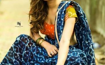 अपने सुर्ख अंदाज से फिर करिश्मा तन्ना ने लगाई इंस्टाग्राम पर आग