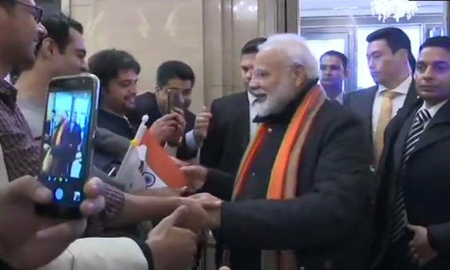 दो दिनी यात्रा पर दक्षिण कोरिया पहुंचे PM मोदी, भारत माता की जय से हुआ स्‍वागत