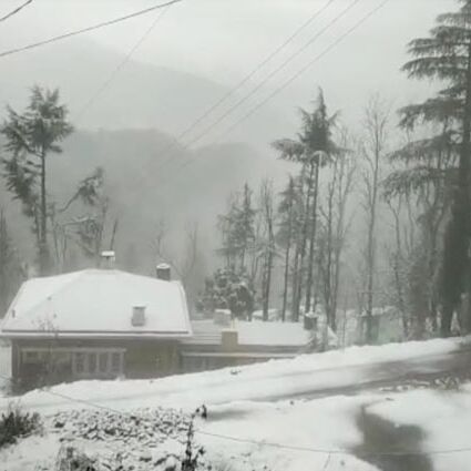 उत्तराखंड में फरवरी के अंतिम सप्ताह में बर्फबारी व न्यूनतम तापमान ने पिछले 11 साल का रिकॉर्ड तोड़ दिया