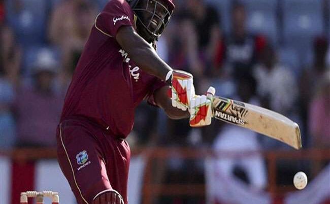 वेस्टइंडीज व इंग्लैंड के बीच खेले गए चौथे वनडे मैच में इतने छक्के लगे कि नया विश्व रिकॉर्ड बन गया