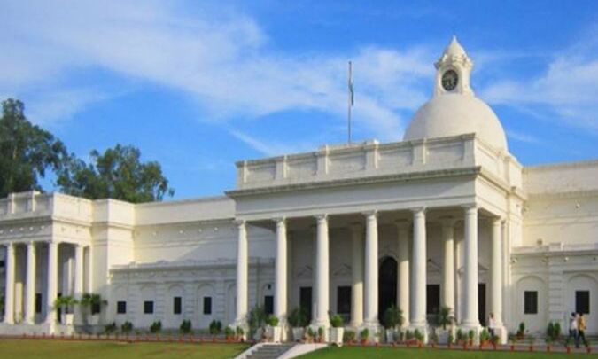 IIT ने खोले युवाओं के लिए द्वार, इन पदों के लिए अभी करें आवेदन