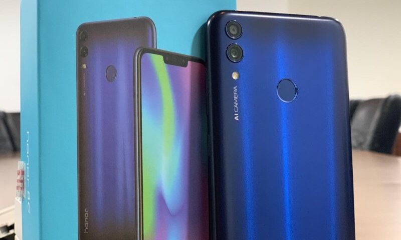 सबसे सस्ता बिक रहा HONOR का यह फोन, कीमत में हुई भारी कटौती