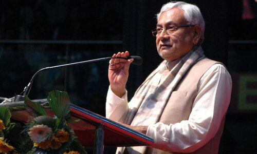 पटना में जदयू की राष्ट्रीय कार्यकारिणी की महत्वपूर्ण बैठक चल रही है