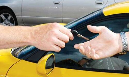 आप अपनी कार का रखरखाव कैसे करते हैं क्योंकि कोई भी खरीदार जब भी गाड़ी खरीदेगा उसे सही हालत में गाड़ी चाहिए होगी