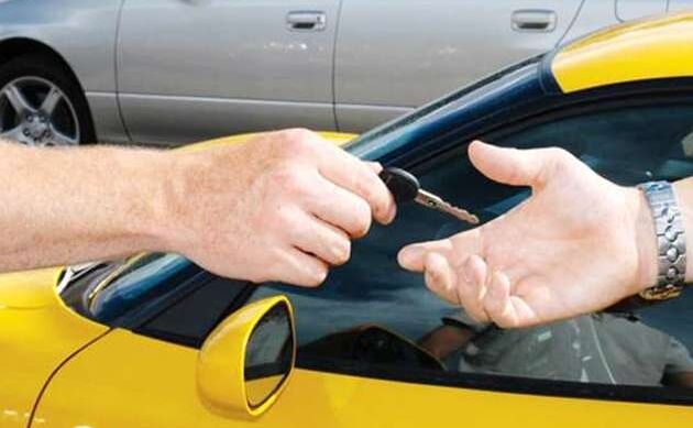 आप अपनी कार का रखरखाव कैसे करते हैं क्योंकि कोई भी खरीदार जब भी गाड़ी खरीदेगा उसे सही हालत में गाड़ी चाहिए होगी