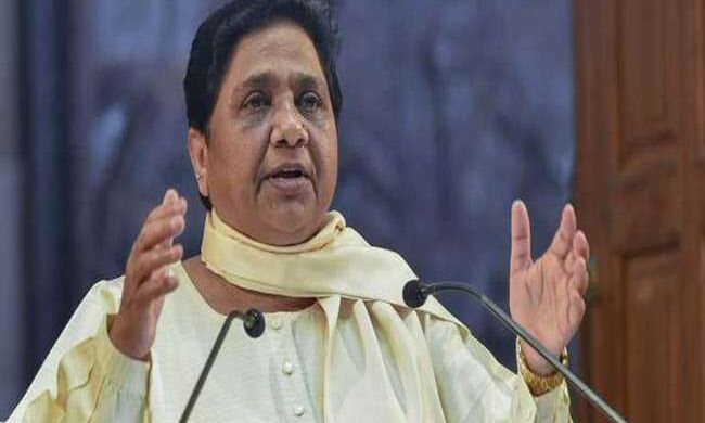 मायावती का ट्वीट-आतंकी मारे गए अच्छी बात, पीएम मोदी की लंबी चुप्पी रहस्यमय