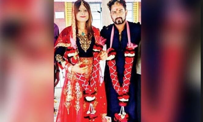 लिंग चेंज कर महिला बना यह एक्टर और कर ली शादी, अब पति करता है जबरदस्ती तो...