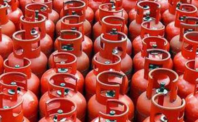 महिला दिवस पर सात करोड़ हुई उज्ज्वला लाभार्थियों की संख्या