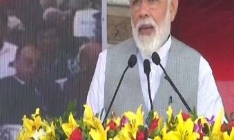 ग्रेटर नोएडा में बोले पीएम- हर बेइमान को मोदी से कष्ट, अब एयर स्ट्राइक का मांग रहे सबूत