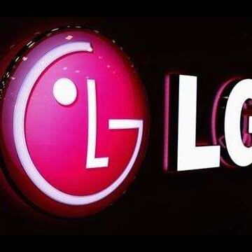 फोल्डेबल स्मार्टफोन को जाइए भूल, LG कर रहा स्ट्रैचेबल डिस्प्ले पर काम