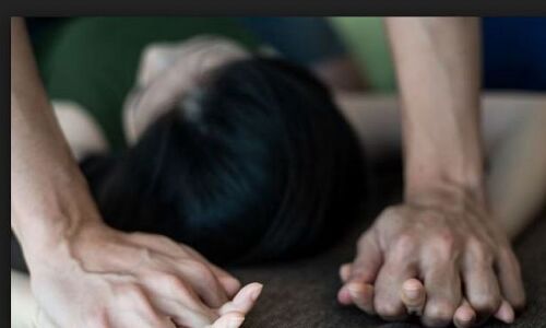 शादी की बात कहकर करता रहा रेप और अब...